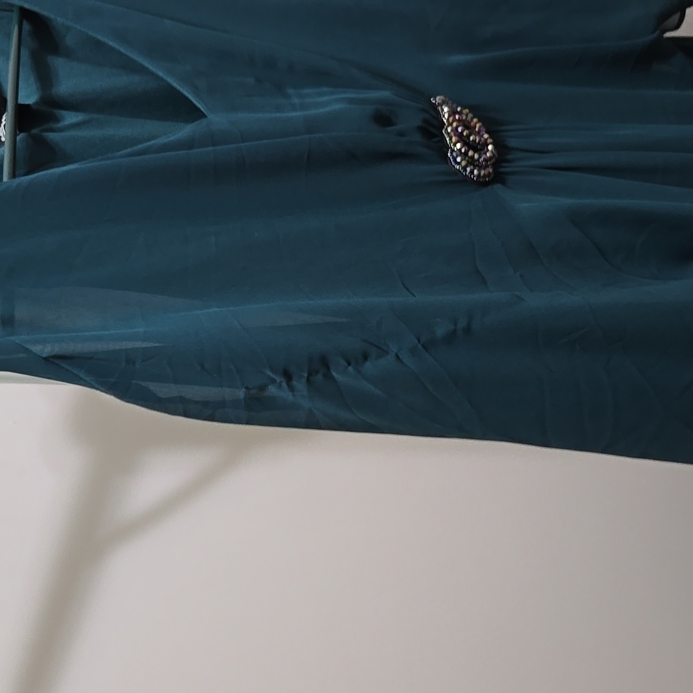Ladies dress - Picture 11 of 14
